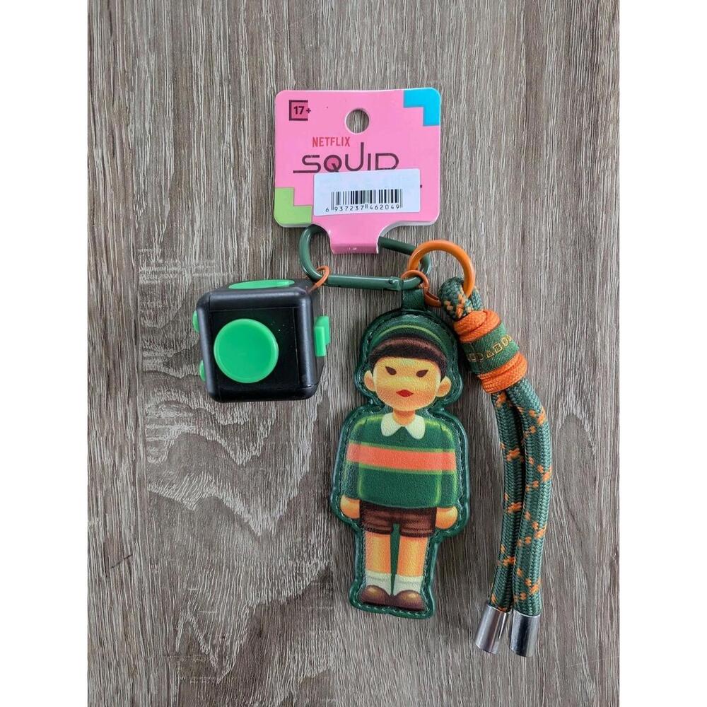 NWT Netflix Squid Game Keychain Deadstock